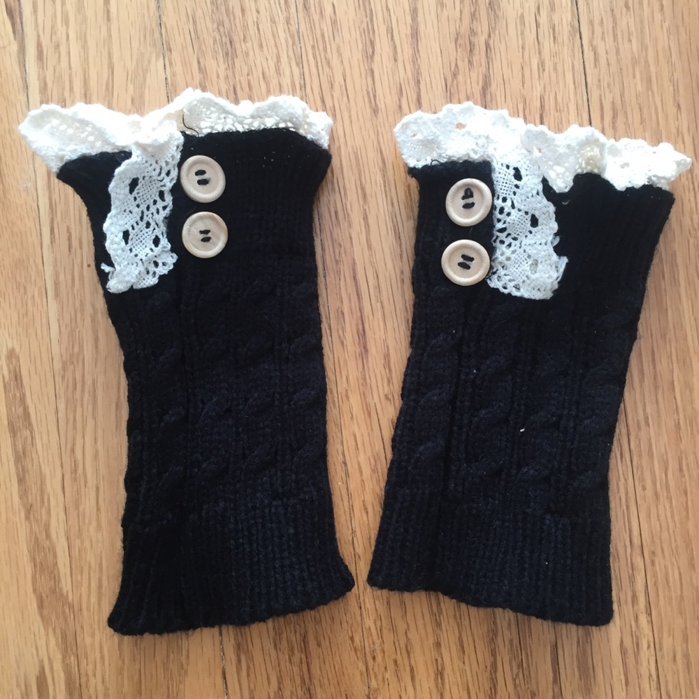 NWOT adorable boot cuffs